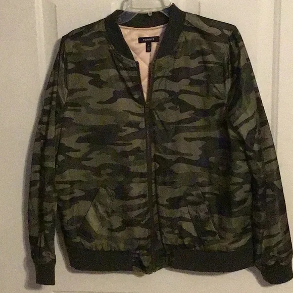 Jacket - Picture 1 of 1